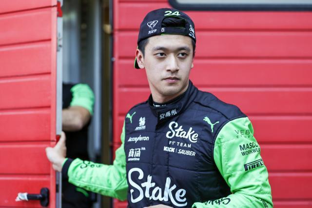 华体会中国平台-周冠宇将离开索伯，但2025年仍在F1